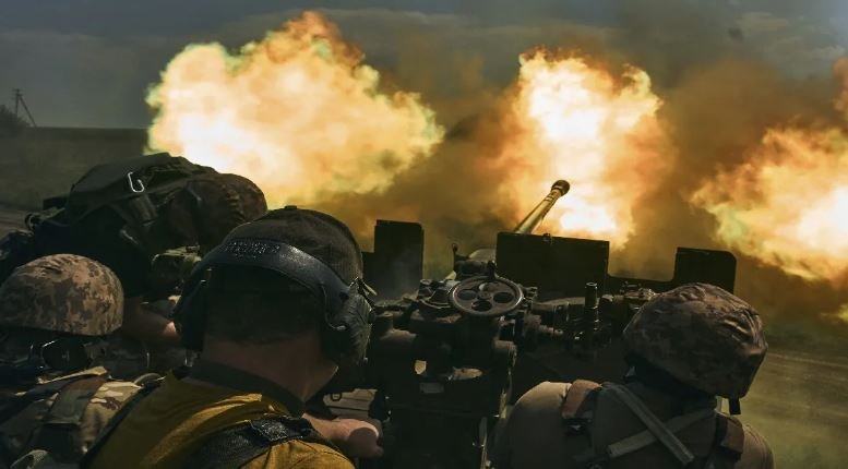 रूस का यूक्रेन पर पलटवार, ड्रोन और मिसाइलों से किया सबसे बड़ा हमला