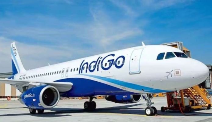 Wहैदराबाद जा रही IndiGo फ्लाइट में बम की धमकी, मचा हड़कंप