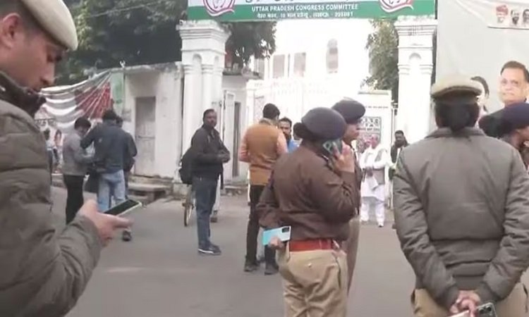 W‘लखनऊ कांग्रेस ऑफिस में 2 घंटे तक बेहोश पड़ा रहा कार्यकर्ता…’, मौत पर फोरेंसिक टीम ने जुटाए ये सबूत
