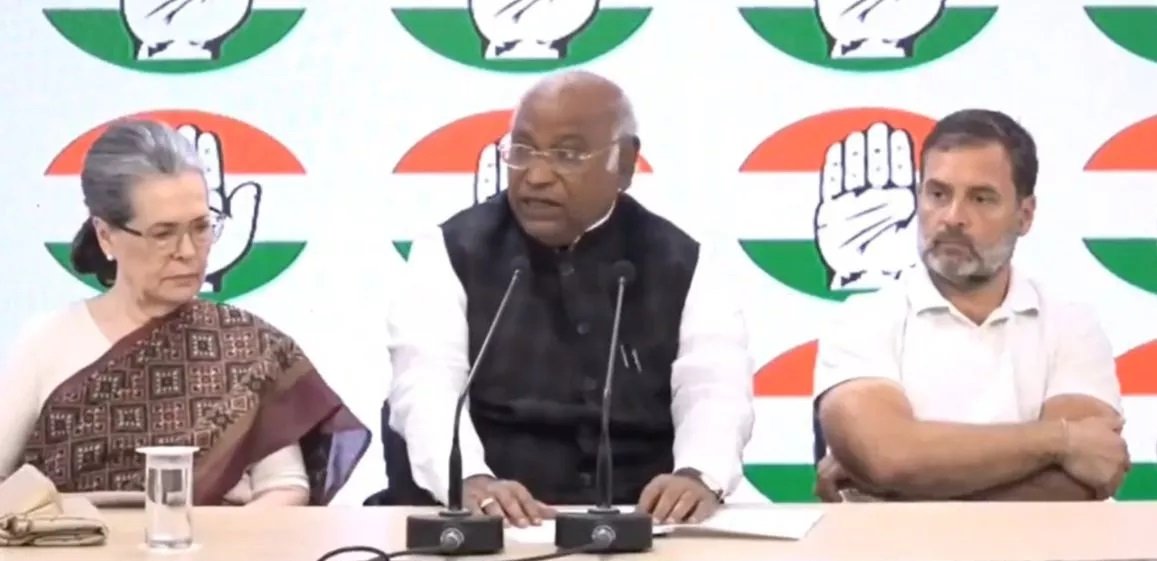 संगठन निर्माण की नई राह पर कांग्रेस – जिलाध्यक्ष चयन में पारदर्शिता की पहल