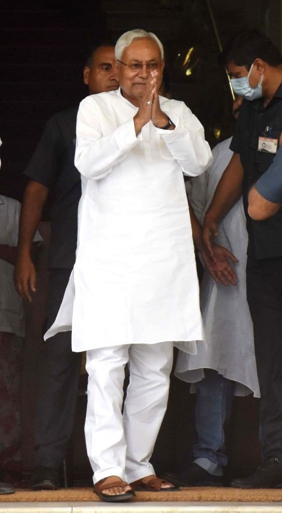 Wबिहार में नौकरी का सुनहरा मौका: 27,370 पदों पर होगी भर्ती, स्वास्थ्य विभाग में सबसे अधिक बहाली