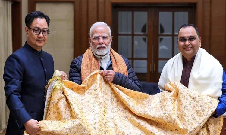 Wपीएम की तरफ से अजमेर शरीफ दरगाह पर चादर भेजने पर AAP ने कसा तंज, बोलीं- बीजेपी बदल रही क्या?