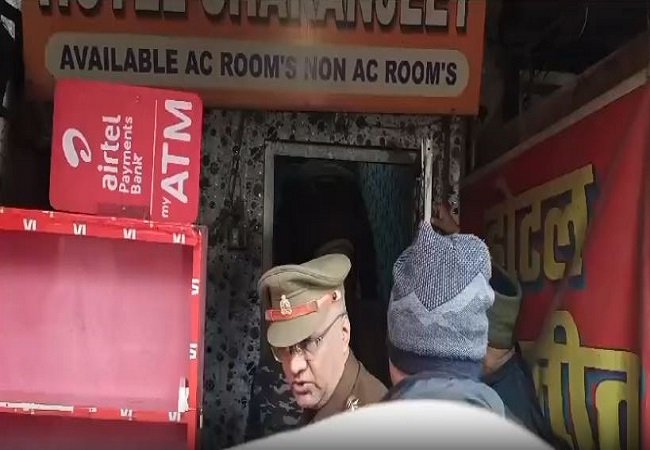 Wपांच हत्याओं से दहला लखनऊ, होटल में बेटे ने मां और बहन समेत 5 को उतारा मौत के घाट