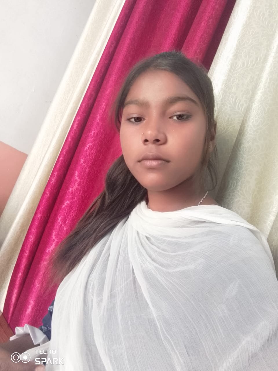 Wछेड़छाड़ से परेशान दसवीं की छात्रा ने की आत्महत्या, आरोपी फरार