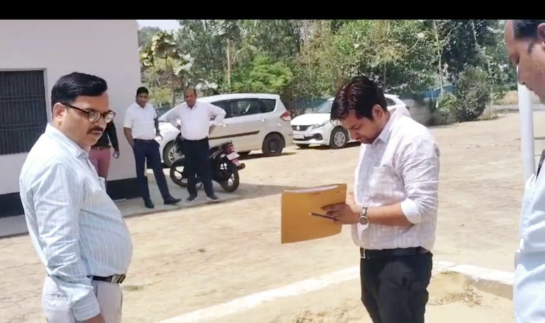 Wरोशनाबाद में अवैध बायोडीजल पंप पर बड़ी कार्रवाई, भूमिगत टैंक और यूनिट सील