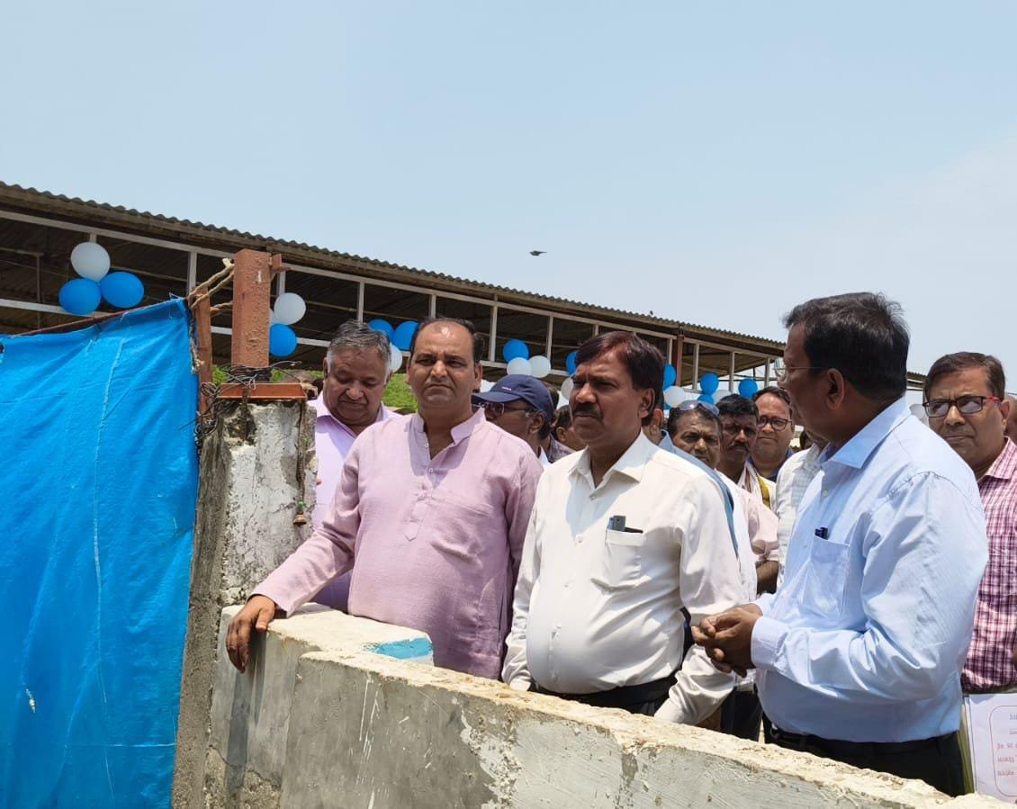 Wगौशाला निरीक्षण: साफ-सफाई और व्यवस्था से संतुष्ट दिखे विशेष सचिव