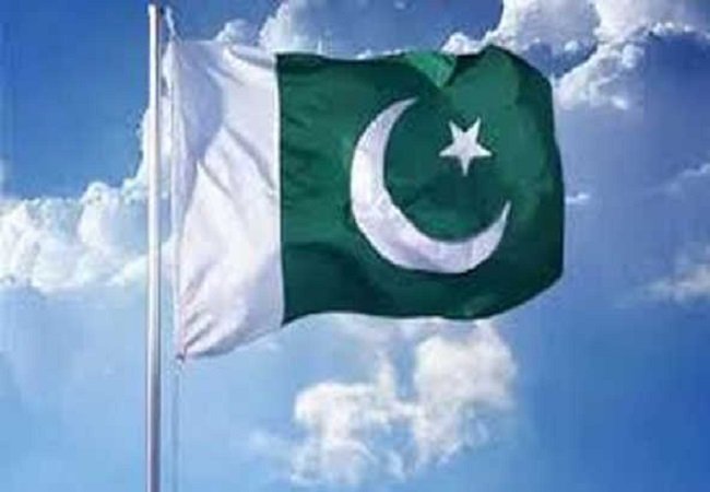 पाकिस्तान ने भारतीय उच्चायोग के एक कर्मचारी को देश छोड़ने को कहा