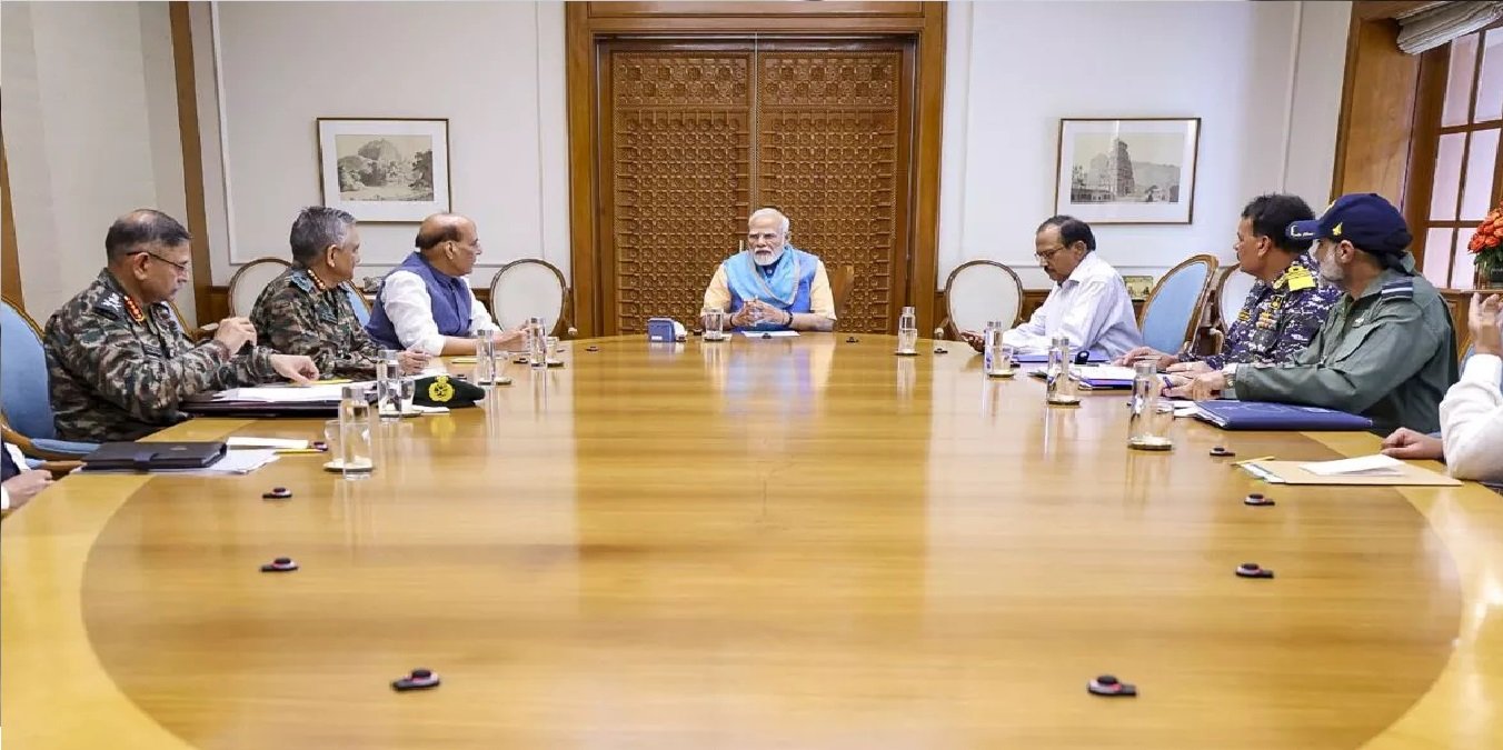 युद्ध के बीच भारत ने पाक को दी कड़ी चेतावनी, भविष्य में आतंकी हमले को….