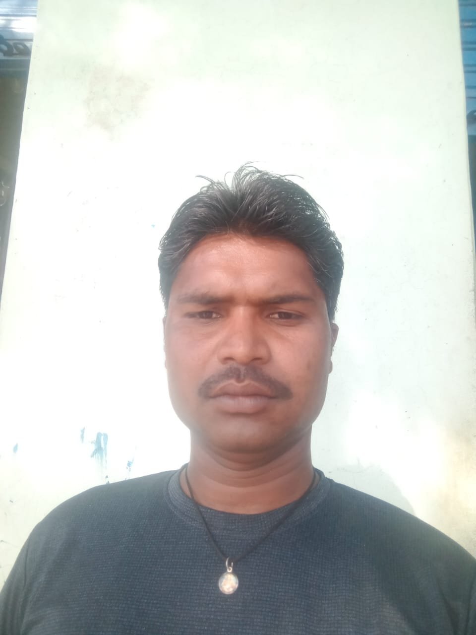 Wमोहम्मदाबाद में लाइनमैन की करंट लगने से मौत, परिजनों में कोहराम