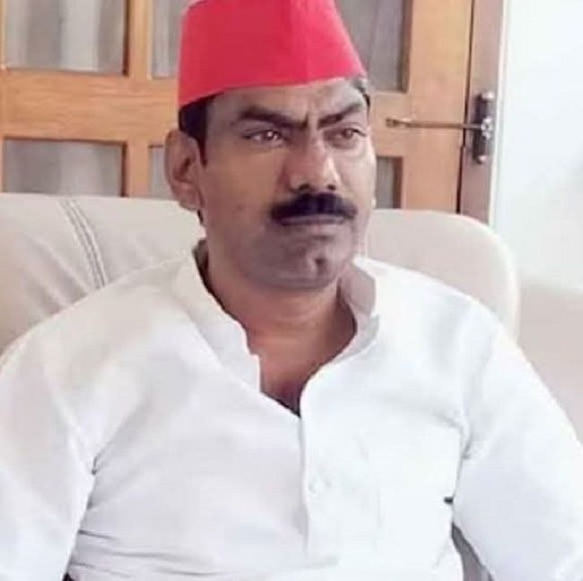 Wसपा नेता गुलशन यादव की मुश्किलें बढ़ीं: गिरफ्तारी पर ₹25 हजार का इनाम