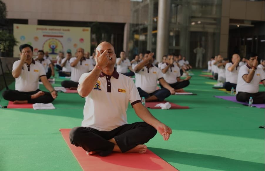 Wपीएनबी ने मनाया वैश्विक एकता और पर्यावरणीय कल्याण पर केंद्रित 11वां अंतर्राष्ट्रीय योग दिवस