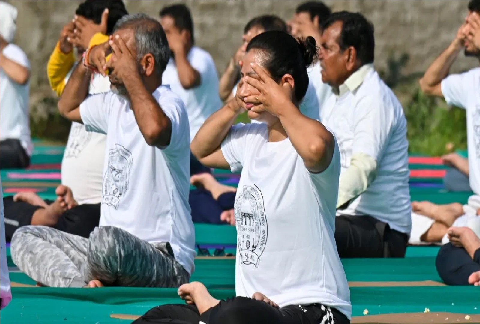 Wइलाहाबाद उच्च न्यायालय, लखनऊ में योग दिवस पर आयोजित हुआ विशेष योग शिविर