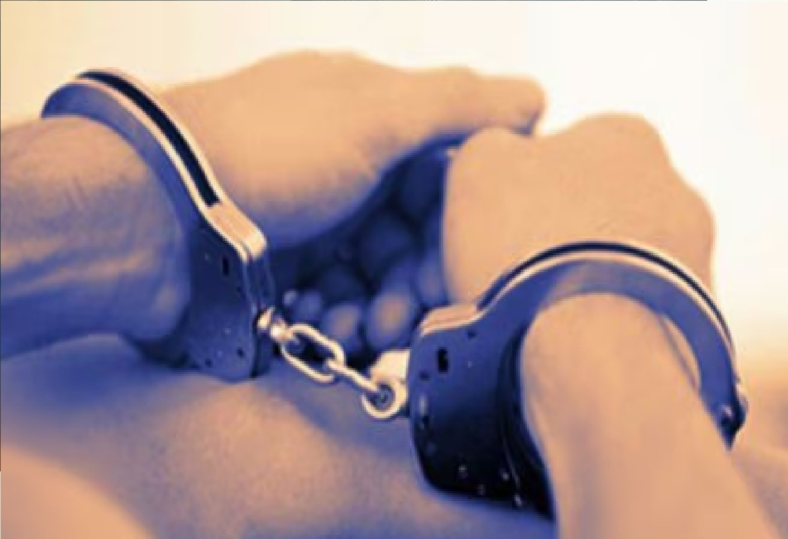 Wपुठरी गांव में ज़मीनी विवाद को लेकर दो पक्षों में फायरिंग, चार हिरासत में