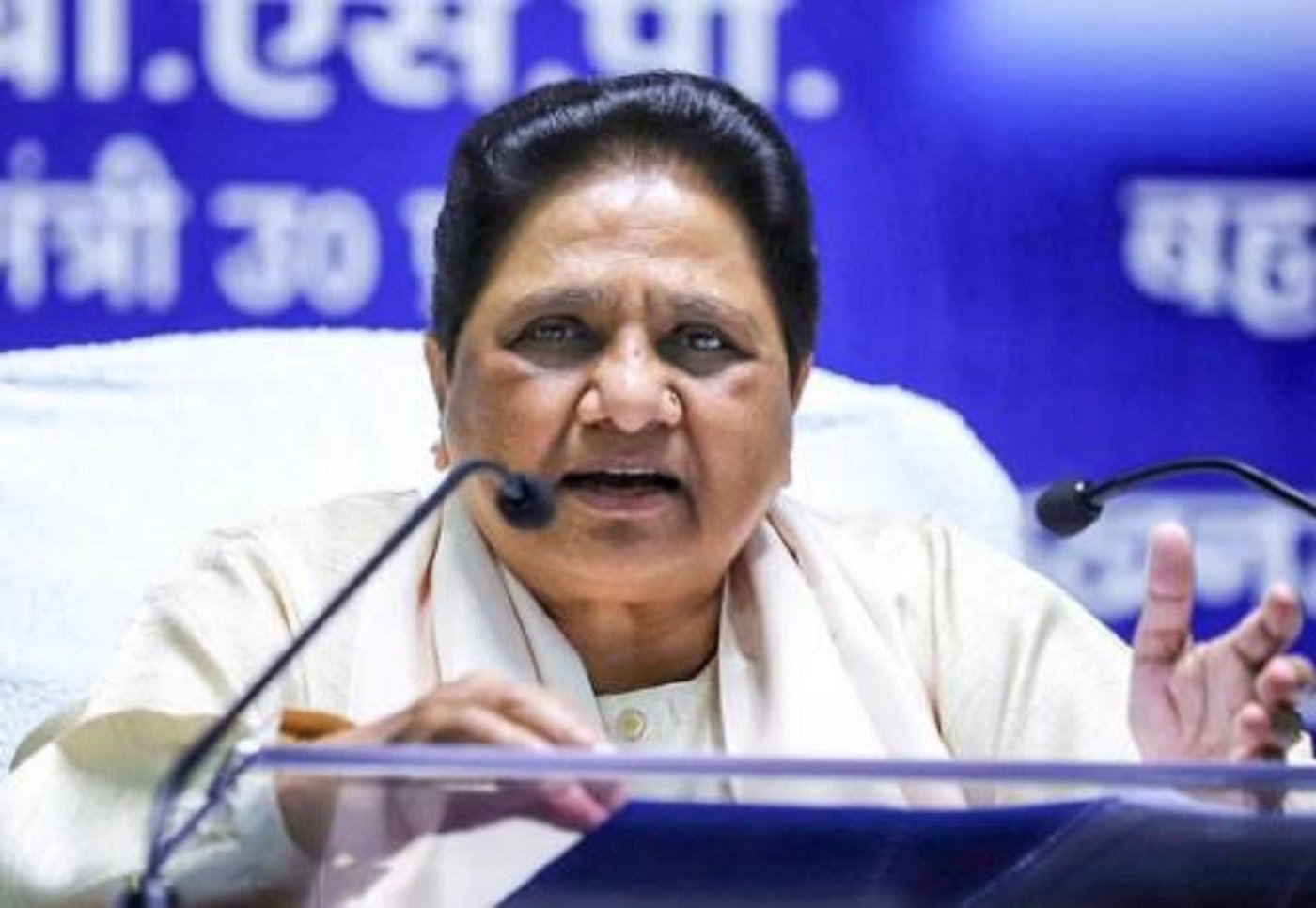 Wमजारों, मदरसों पर द्वेषपूर्ण कार्रवाई से सरकार ने कोर्ट में मुंहकी खायी: मायावती