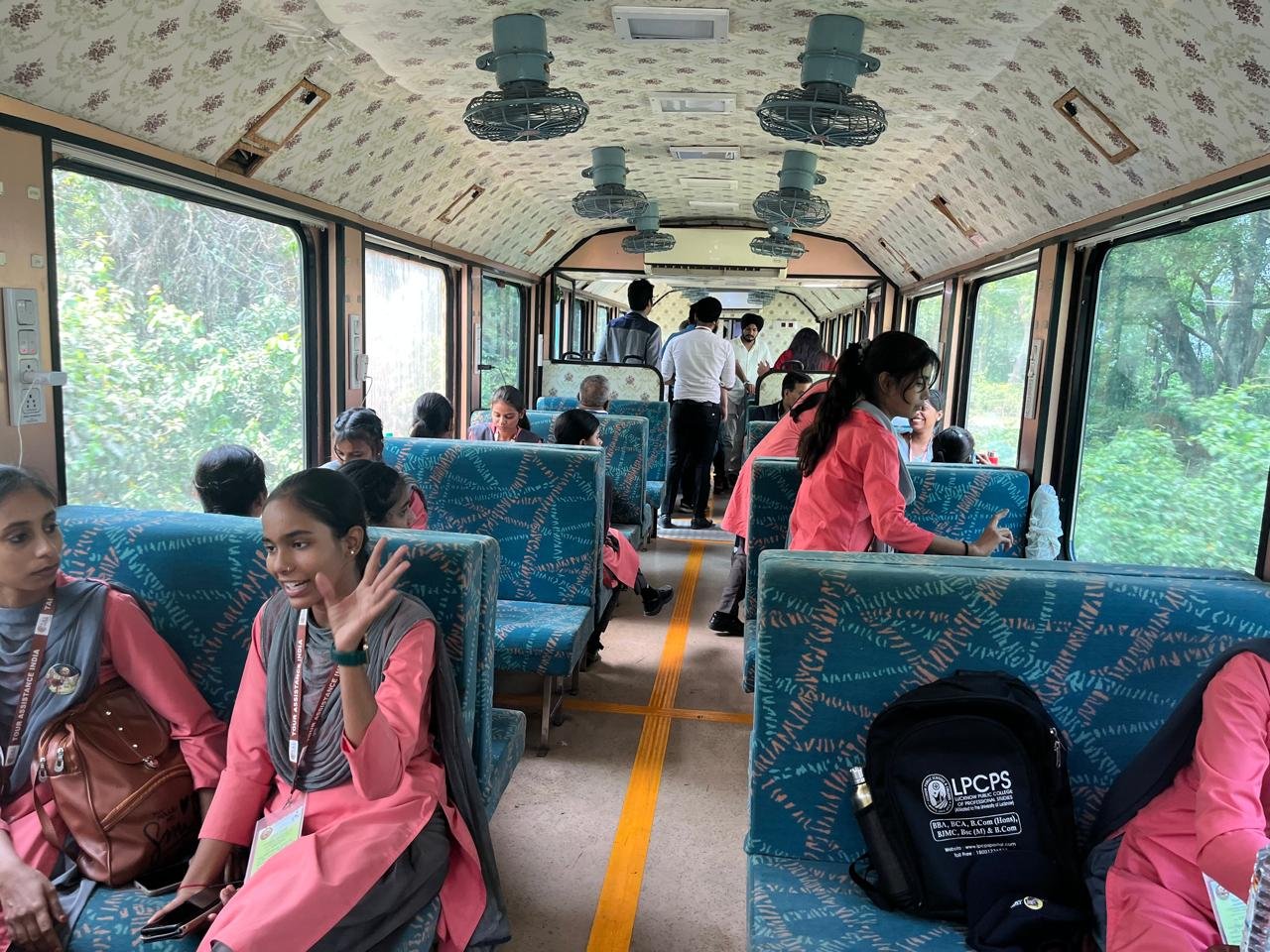 Wविस्टाडोम कोच में नेचर गाइड्स की तैनाती से दुधवा में मिलेगी रोमांचक यात्रा की अनुभूति