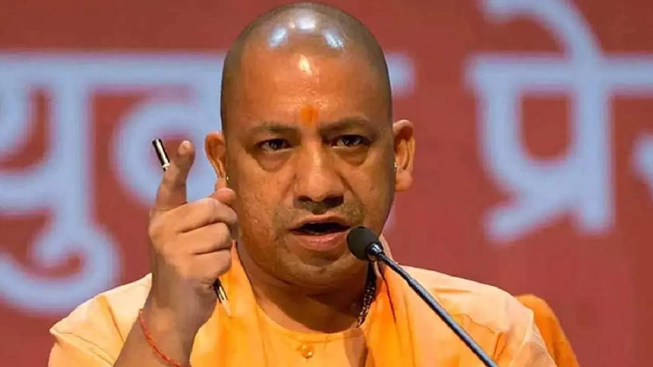 Wसीएम योगी के निर्देश पर बड़ी कार्रवाई, तत्कालीन अधिशासी अधिकारी विजयेन्द्र को हटाया गया