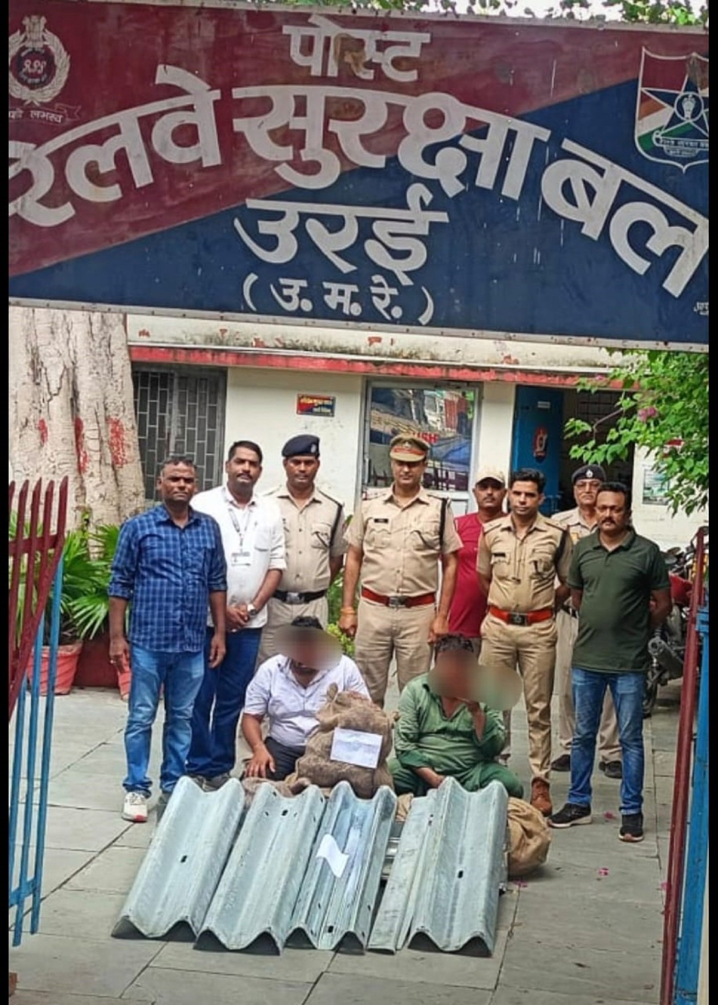 Wरेलवे तारवाड़ी चोरी का खुलासा, 25 क्विंटल सामान बरामद