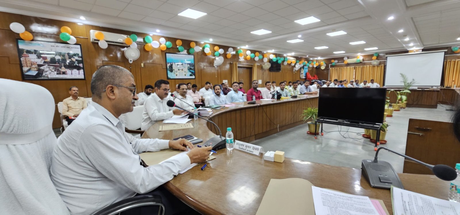 Wस्कूली वाहनों की जाँच पर सख्ती, 15 वर्ष पुराने वाहनों का पंजीकरण एक सप्ताह में होगा निरस्त