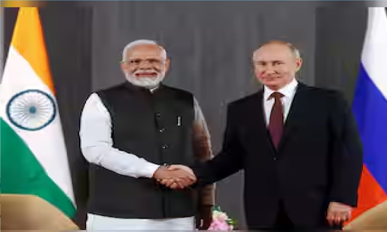Wपीएम मोदी ने रूसी राष्ट्रपति व्लादिमीर पुतिन से फोन पर द्विपक्षीय संबंधों पर की चर्चा