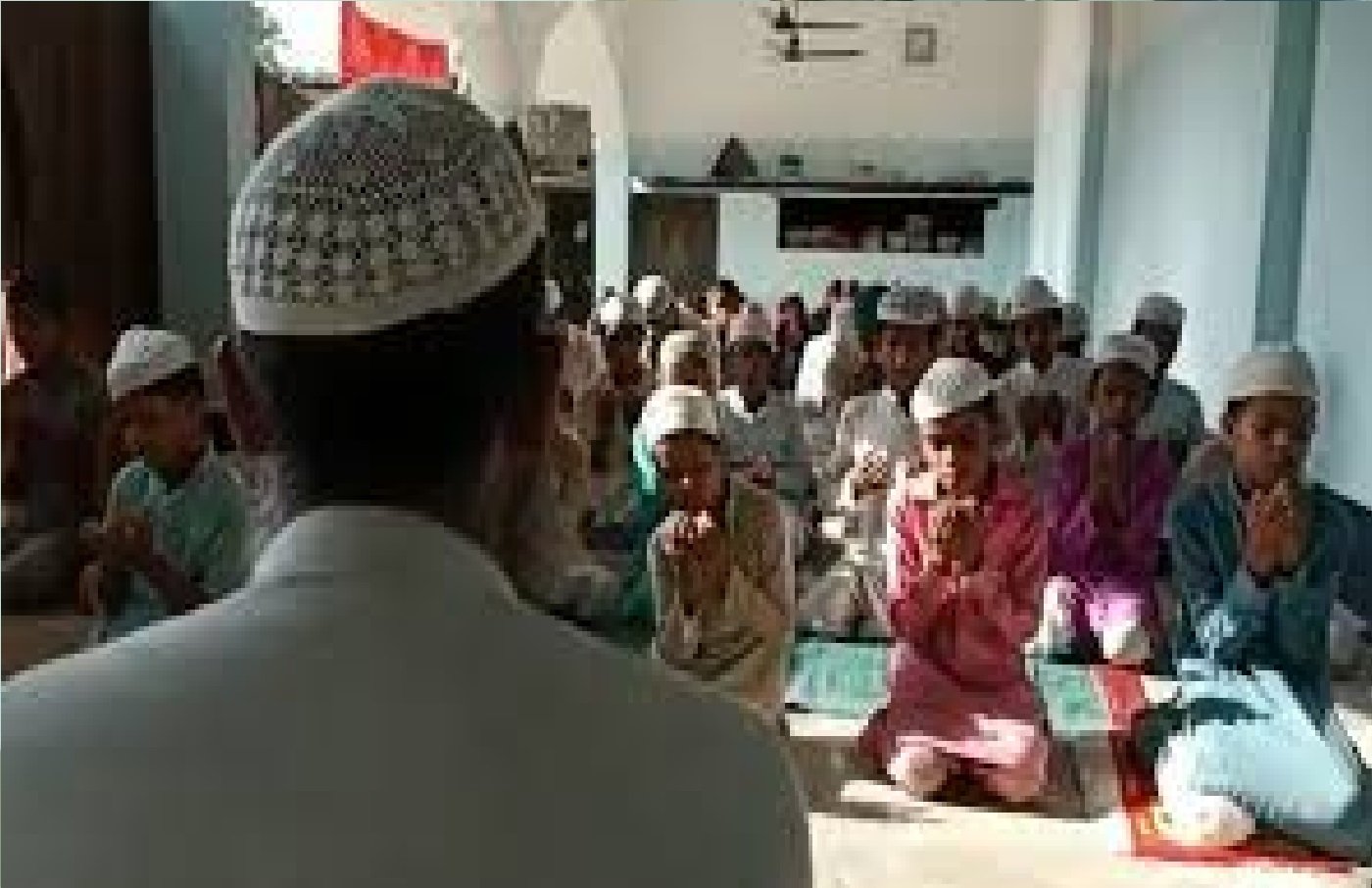Wमदरसों को लेकर सरकार की मंशा साफ नहीं है