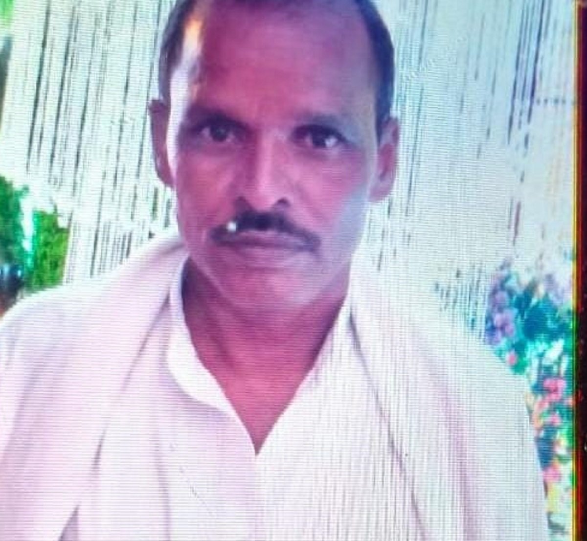 Wघास काटते समय सांप के काटने से किसान की मौत